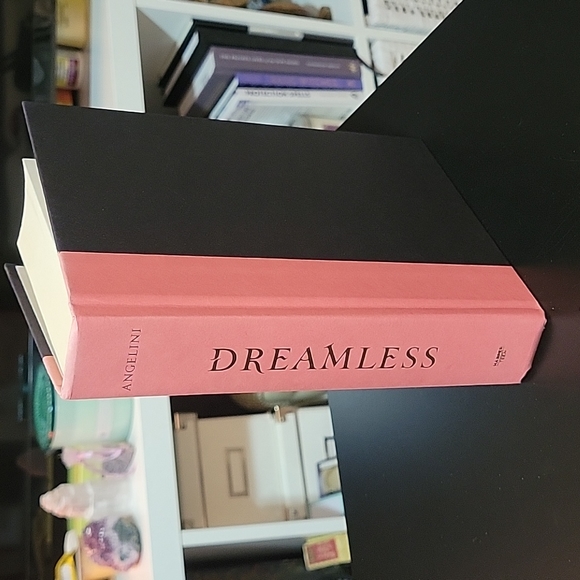 Book Dreamless - Picture 2 of 2